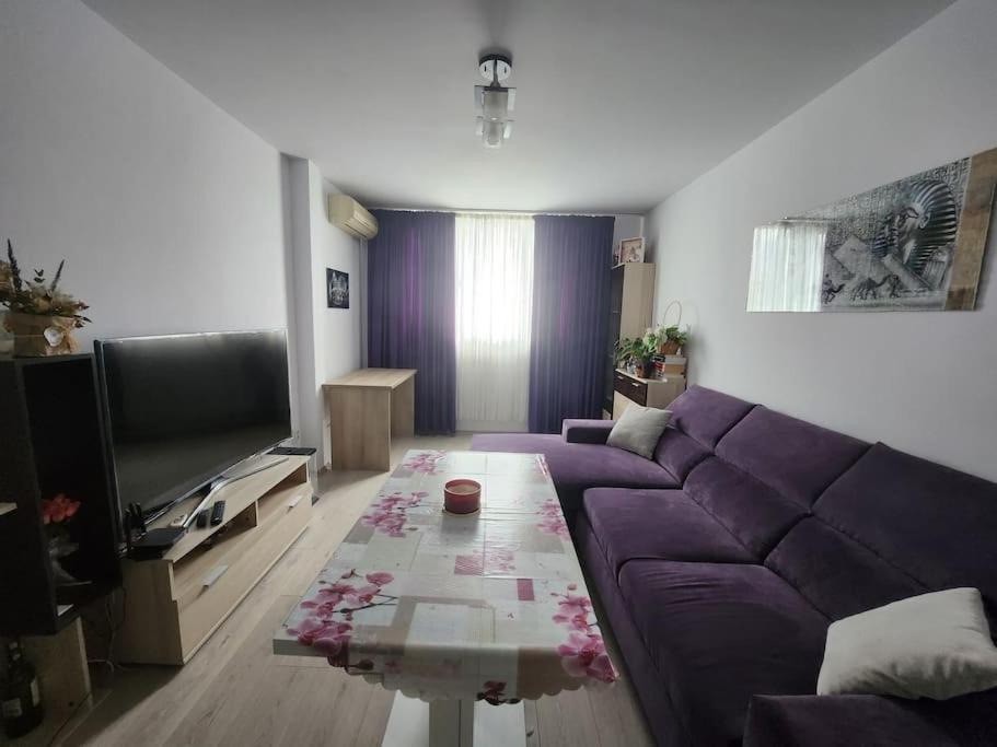 Modern Apartment. Best Location Sofia Bagian luar foto