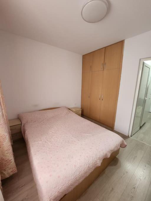 Modern Apartment. Best Location Sofia Bagian luar foto